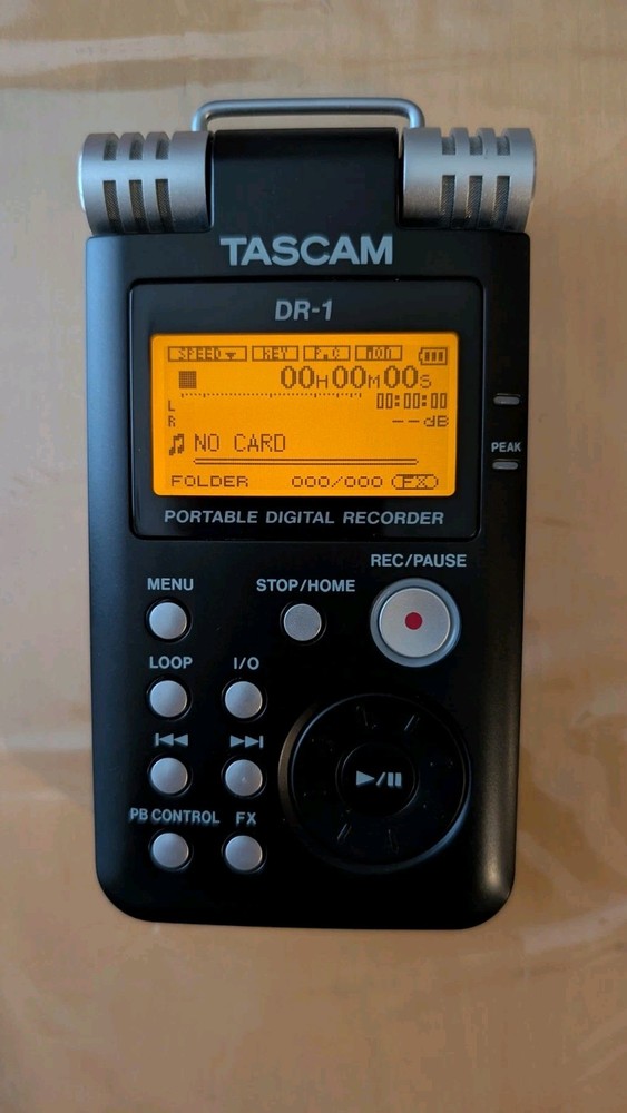 TASCAM DR-1 Portable Solid State Recorder  Case  Battery