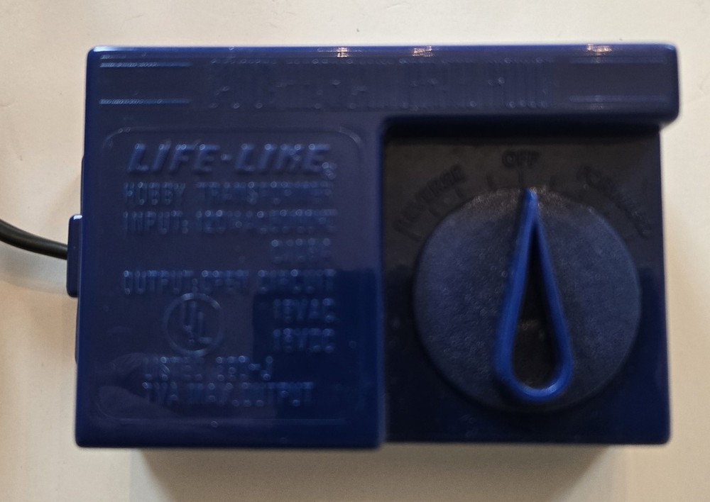 Life Like HO Scale Train Set