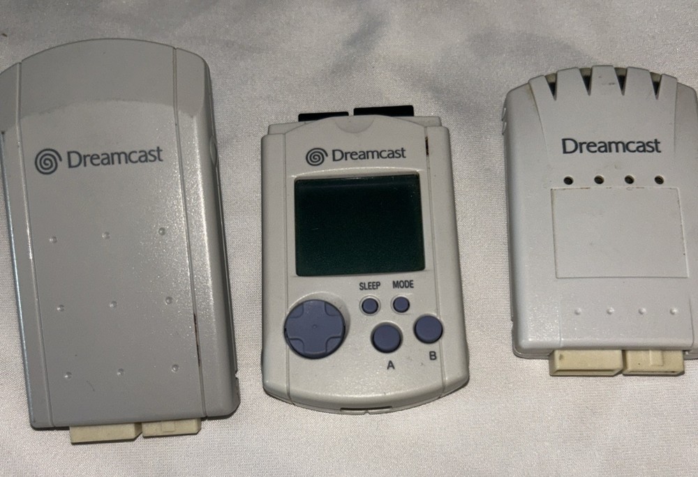 dreamcast visual memory unit + 4x Memory Card+vibration Pack