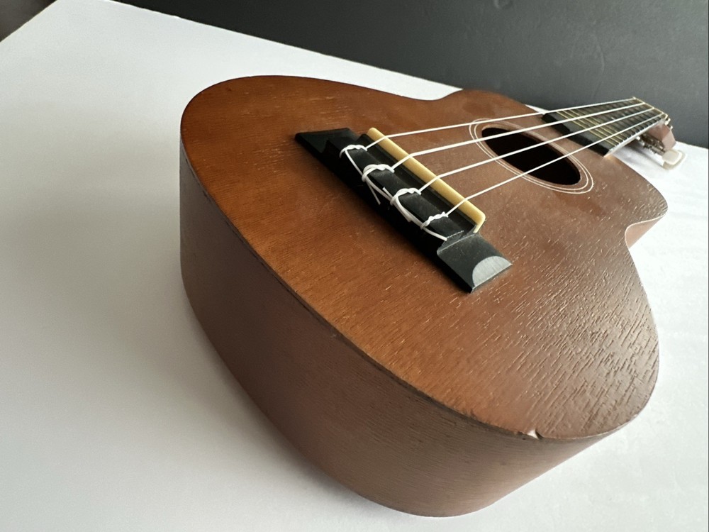Lanikai LU-11 Ukulele Extra Strings