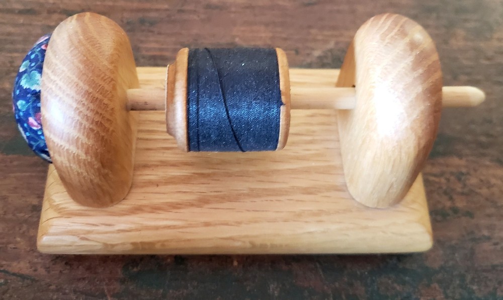 Vintage Carol Armstrong Quilt Thread SPOOL HOLDER Designed For Thread CRAFTER