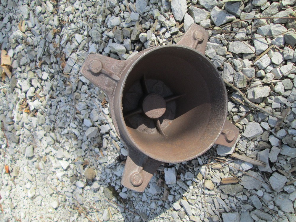 6ft Samson Steel Windmill Hub, new recast