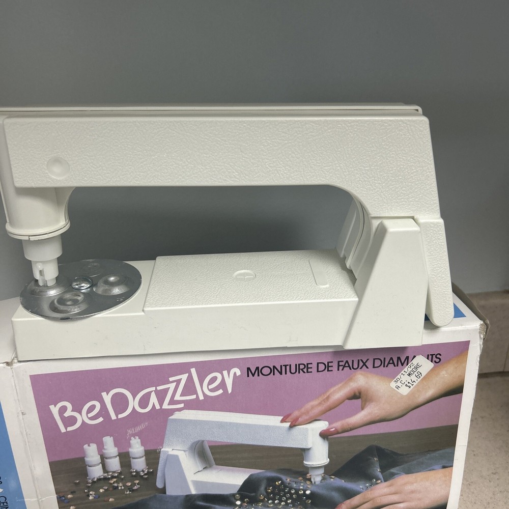 BeDazzler Rhinestone & Stud Setting Machine Kit W/Patterns Vintage 2 Books & 💎