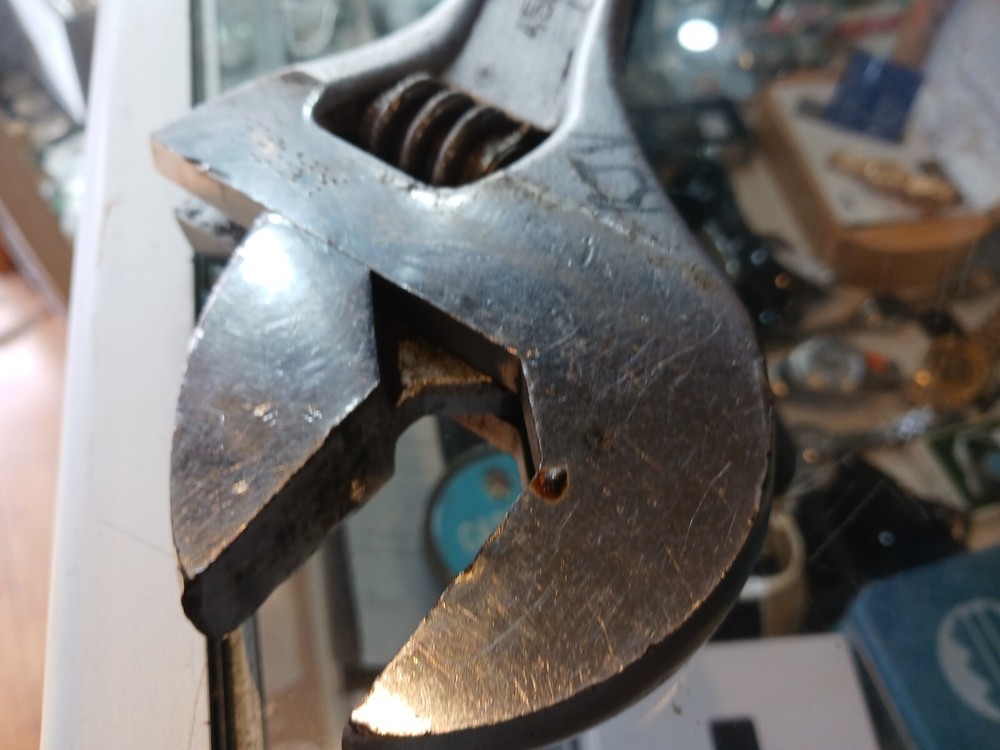 Irega 77-18" (450mm) Adjustable Wrench Chrome