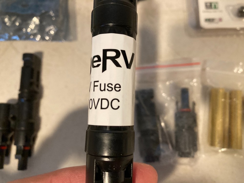 Solar Panel MC4 Connectors Fuse Holder USB Socket 30A WiFi Adapter Kit Set