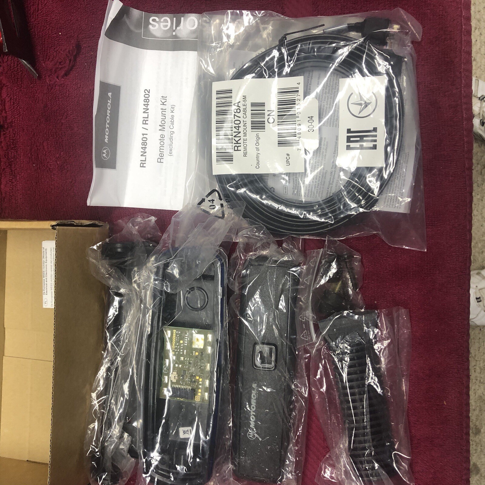 New Motorola RLN4802AA Remote Mount Kit CDM1250 CDM1550 With New 5 Meter Cable