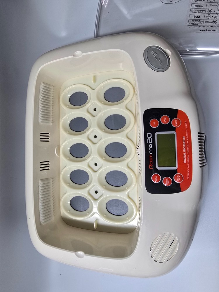R-Com 20 PRO Digital Incubator