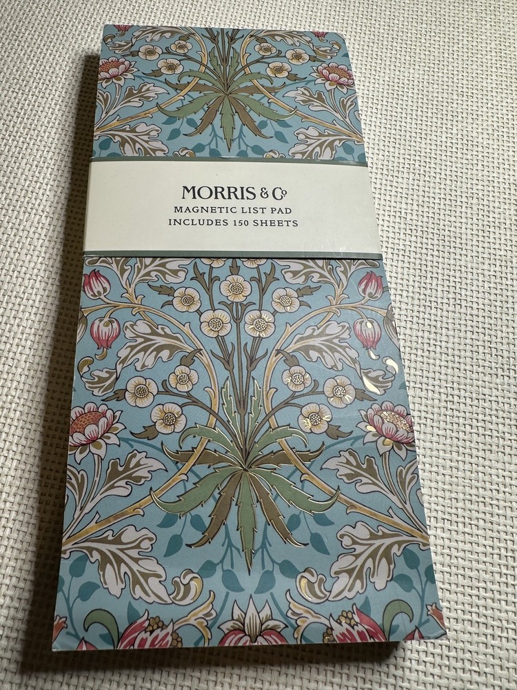 MORRIS & CO. MAGNETIC LIST PAD  | INCLUDES 150 SHEETS
