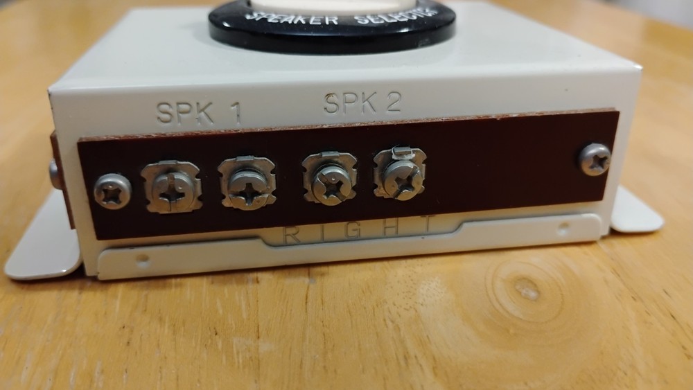 Speaker Selector Switch