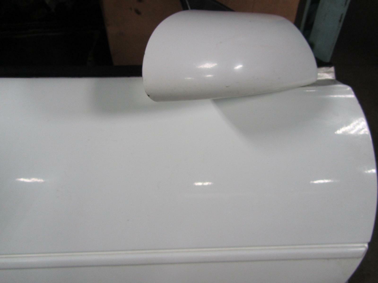 93-02 CHEVY CAMARO RF Right Front Passenger Side Door Electric White 9567