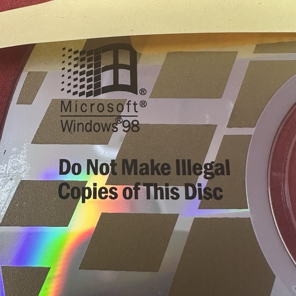 Microsoft Windows 98 Consumer Preview Disc RARE CD with Key Code