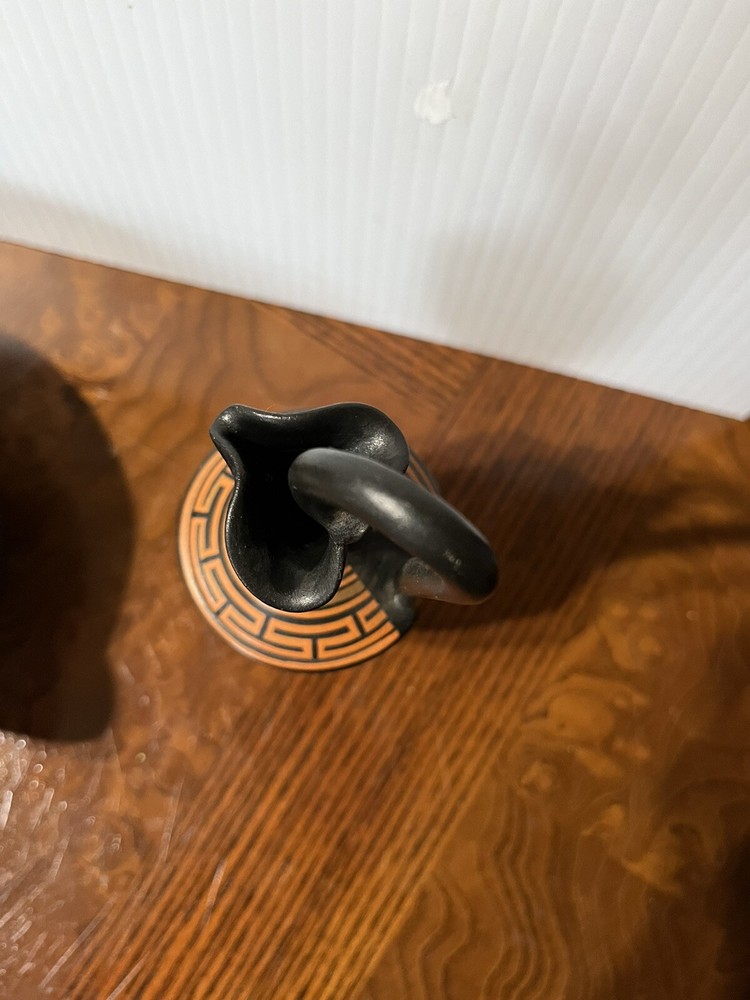 2 Aztec ceramic turtle and vase