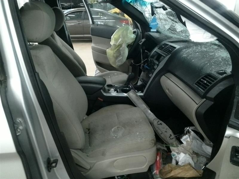 EXPLORER 2014 Keys/Latches/Locks 104529935