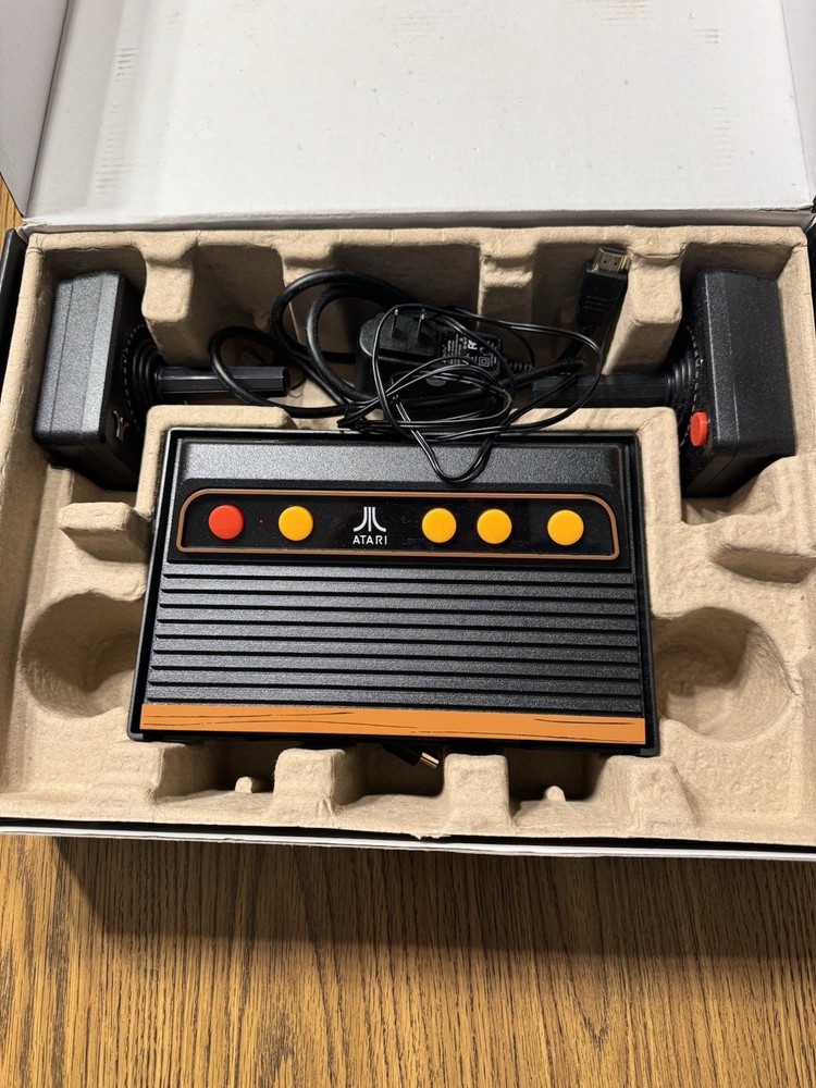 Atari Flashback 8 Gold Activision Edition HD Console HDMI Wireless Controllers