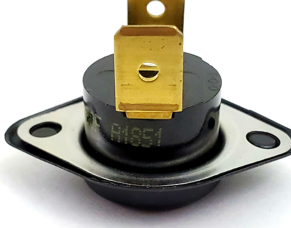 Goodman Amana B1370253 Stack Switch With Sheath L140-30F