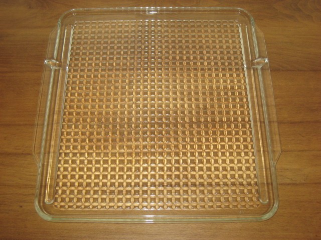 CLEAR GLASS REFRIGERATOR TRAY