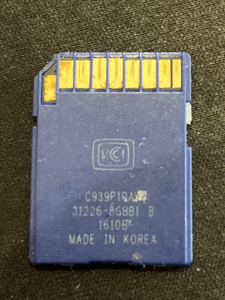 KODAK 8GB SDHC CAMERA MEMORY CARD (k4)