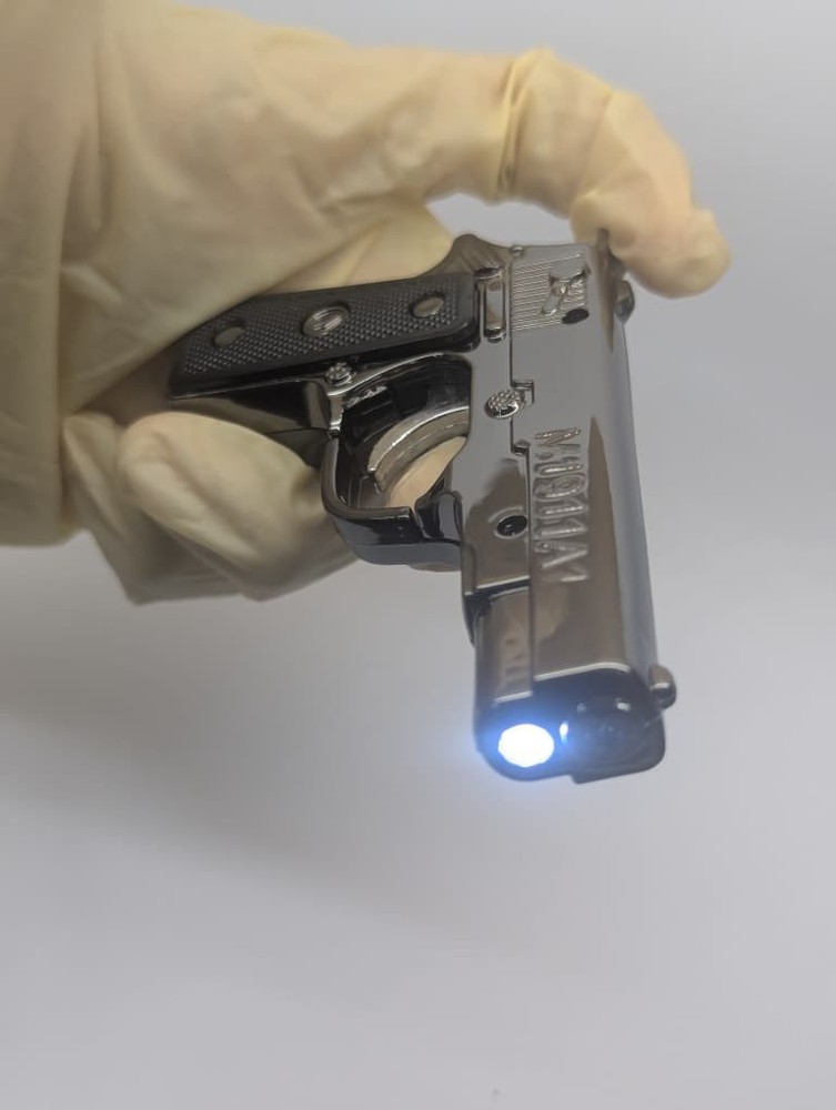 Mini Gun Keychain Laser Pointer, LED Flashlight 1/6 Scale M1911A1 Black Edition