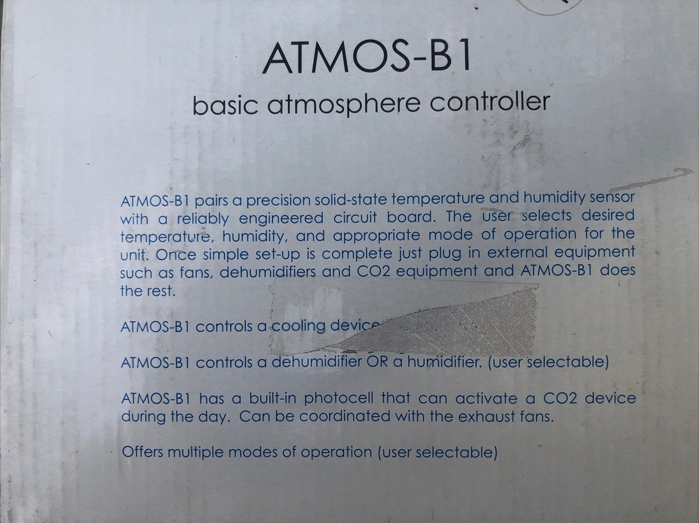 Atmos-B1 Basic Temperature & Humidity Atmosphere Greenhouse Analog Controller