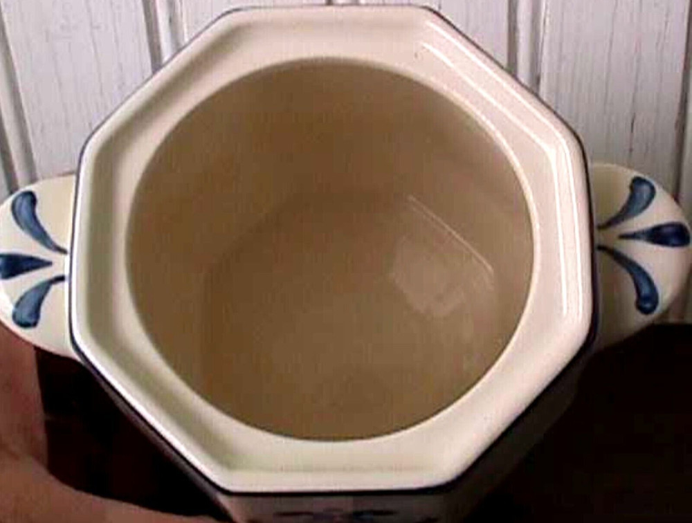 **BLUE DANE (1) SUGAR & LID HAKERWARE-MS70-F