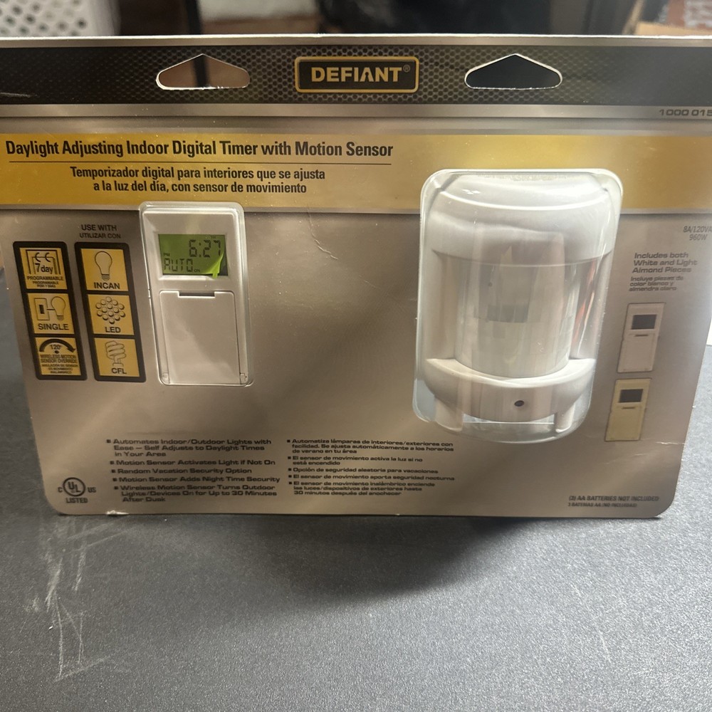 Defiant Daylight Adjusting Indoor Digital Timer with Motion Sensor
