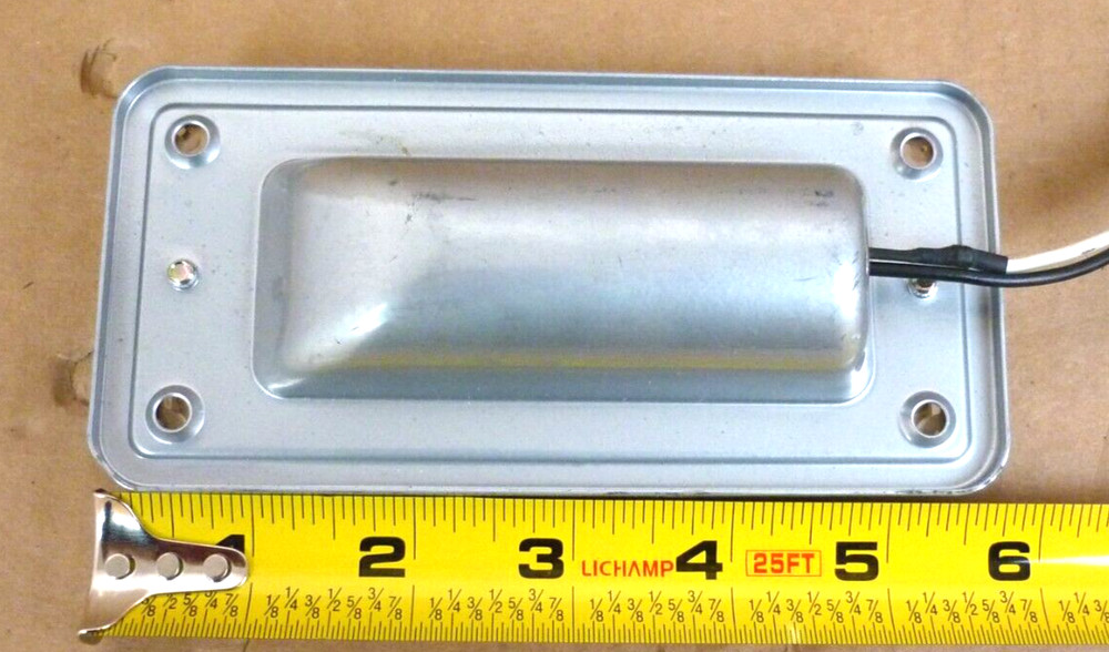 Rectangular Lamp Header Assembly