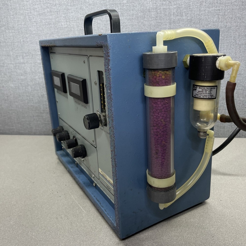 Teledyne Model 990 Thermco Flue Gas Analyzer - Powers On - UNTESTED