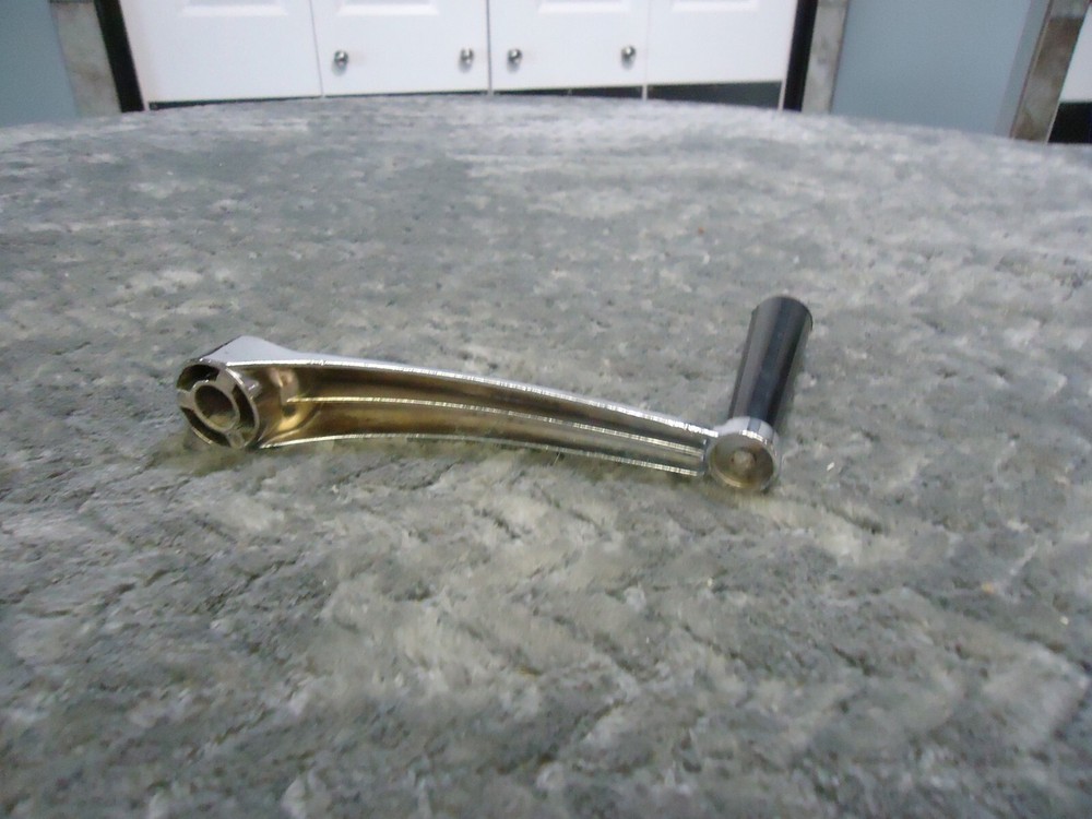 REPLACEMENT HANDLE FOR RIVAL 303 MEAT GRINDER ^