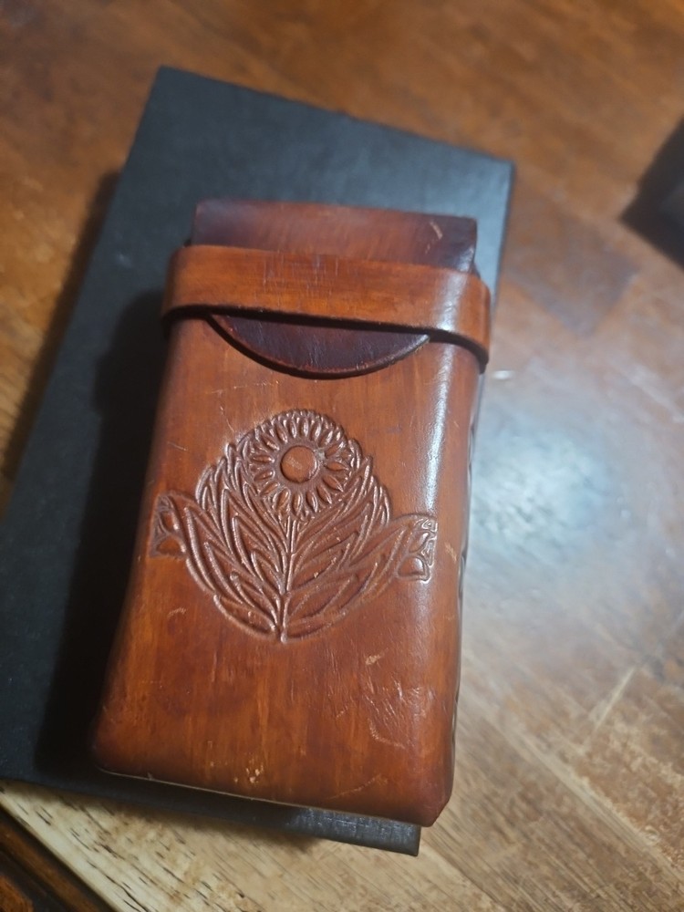 Tooled leather Cigarette case  With  Lighter Sleeve Vintage
