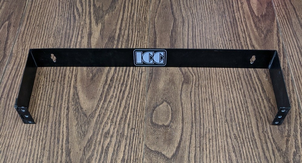 ICC WALL MOUNT HINGED BRACKET, 1 RMS *CLEAN*