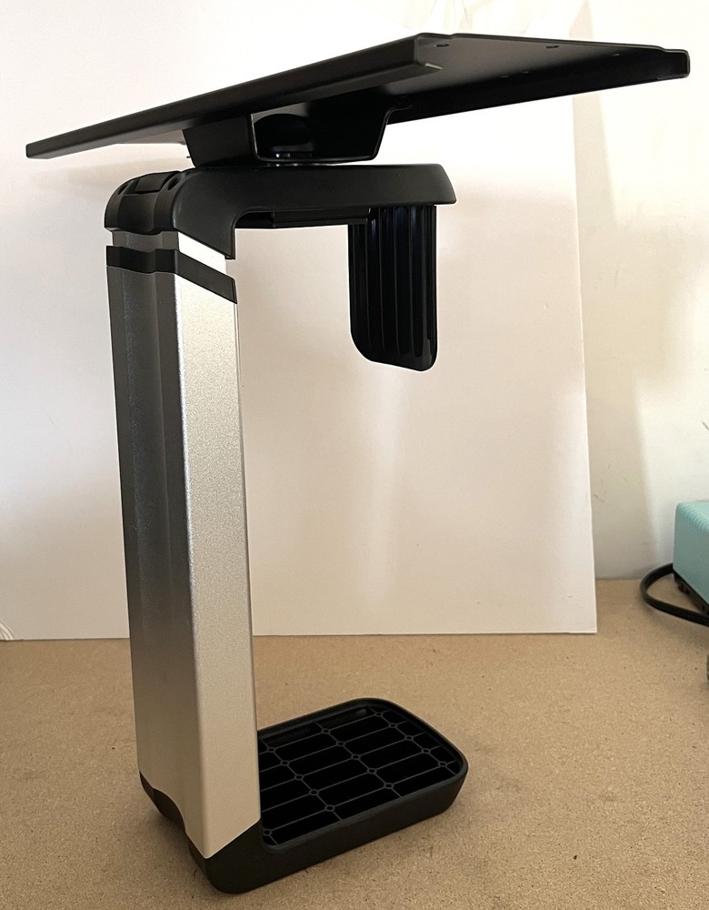 Humanscale CPU600 Adjustable Under-desk CPU Holder Black/Silver with mount Plate