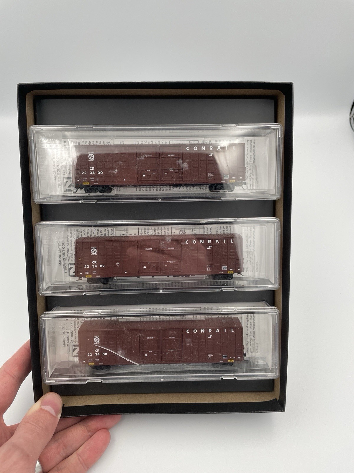 Micro-Trains Line 60ft HC CR Conrail Boxcar - 3 Car Runner Pack  993 00 181  NIB