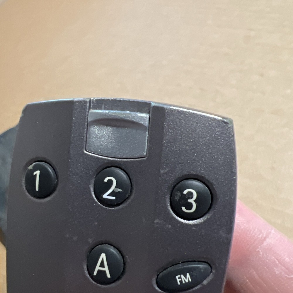 Phonak SoundPilot FM Hearing Aid Remote Control W/Case - Tested