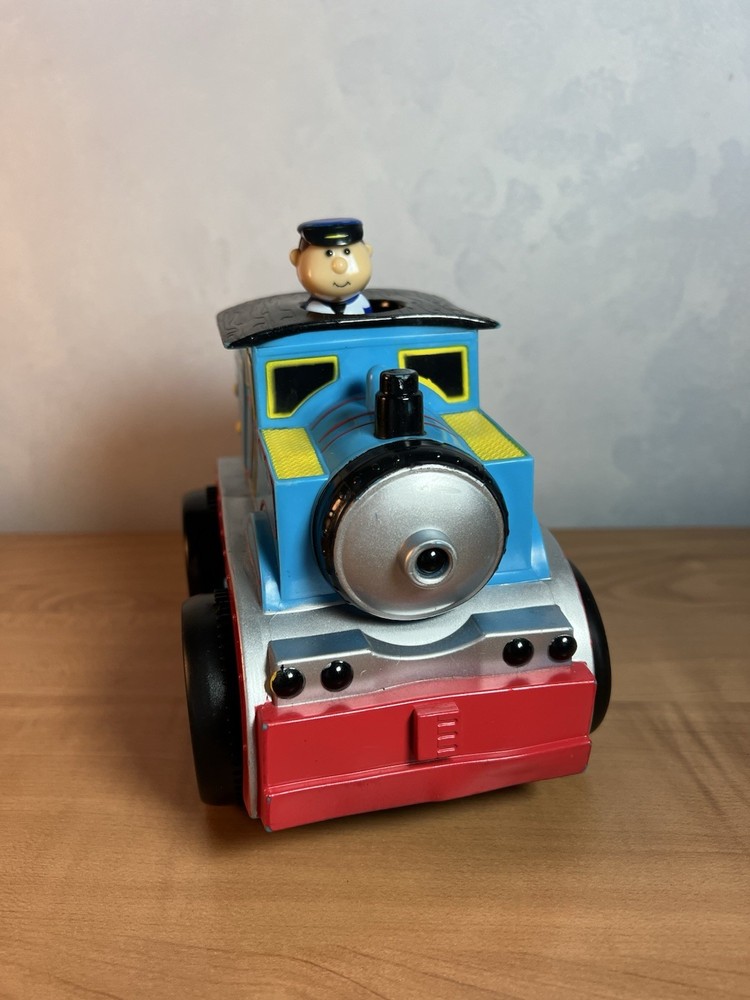 Thomas Style Pull Back & Go Plastic 2016 Kid Galaxy Driver Race Or Chase Go Go