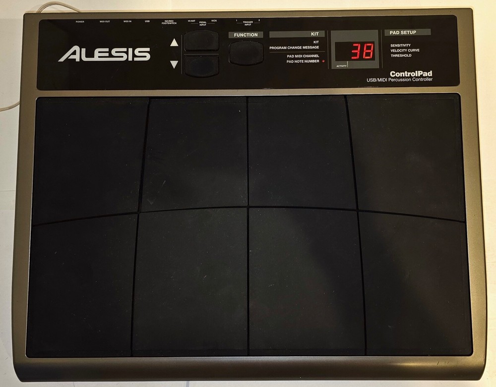 ALESIS ControlPad USB/MIDI Percussion Controller Pad for MIDI & DAW plugins