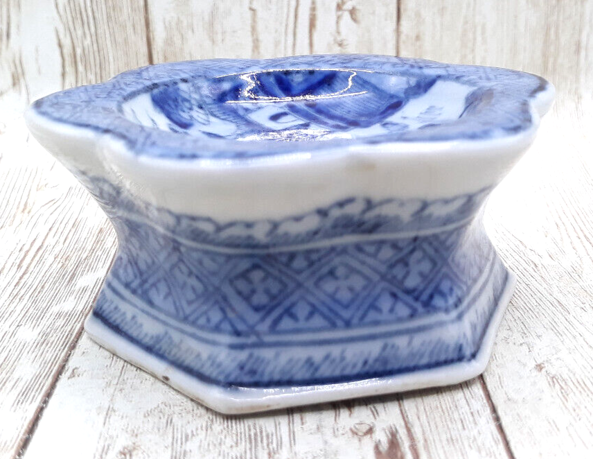 Antique Chinese Export Blue & White Salt Cellar #2