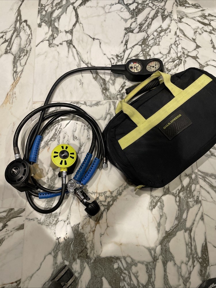 US Divers Aqua Lung Conshelf SAE Regulator with Console