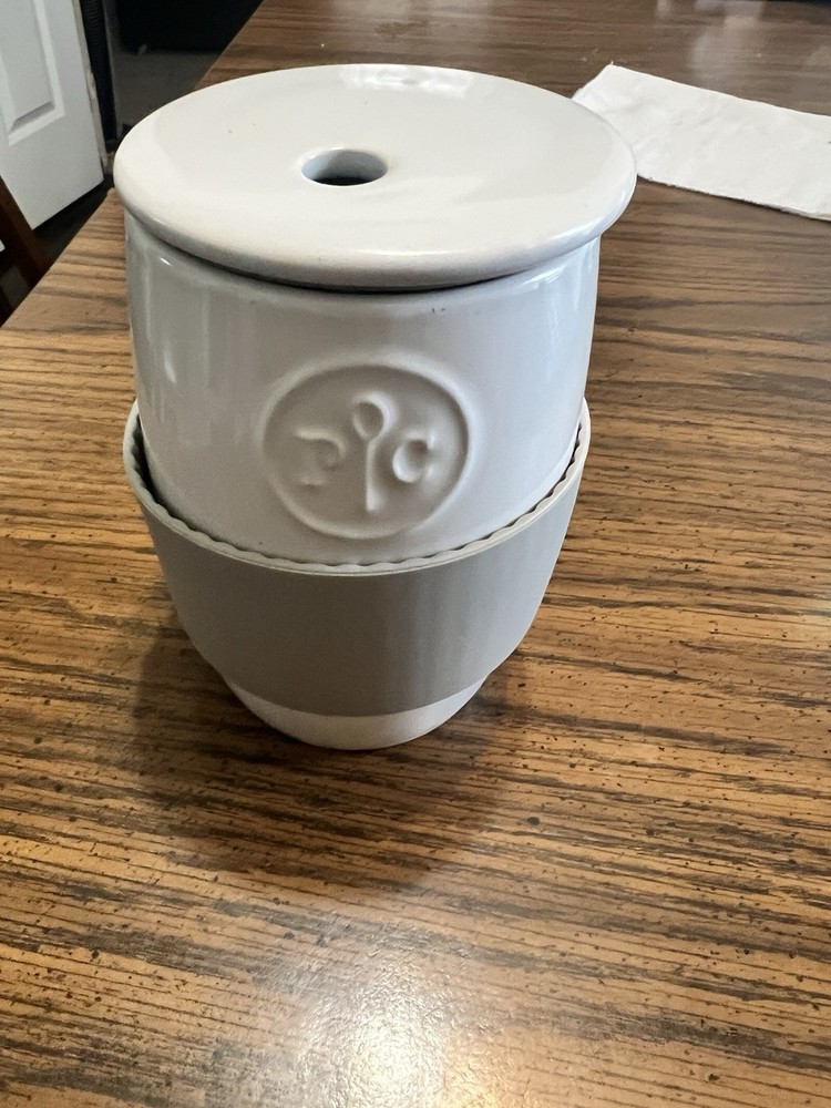 pampered chef ceramic egg cooker