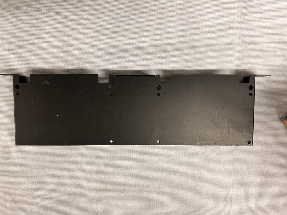 Crestron Mounting Bracket with 2 Faceplates – Wall Plate Kit