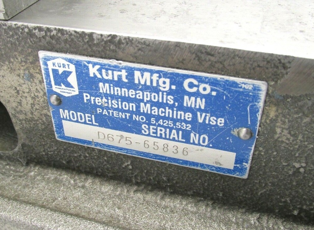 KURT ANGLOCK 6" MILLING MACHINE VISE - #D675