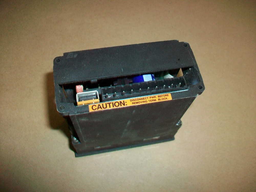 RED LION Panel Meter MCS4Y00D USED