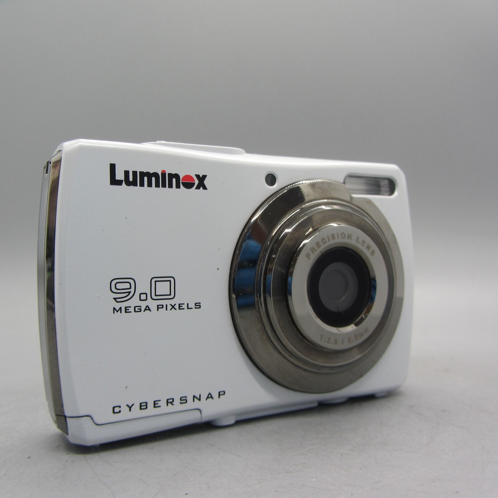 Luminox Cybersnap Digital Camera 9.0MP White Tested