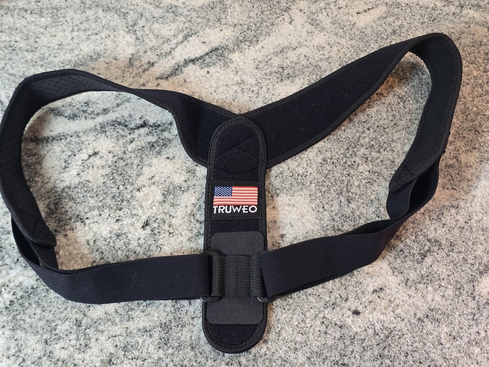TRUWEO Posture Corrector Back Brace Adjustable Black Reusable Support Strap