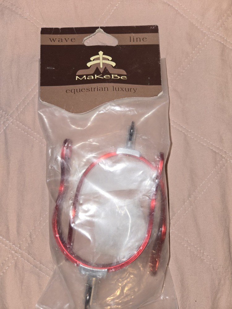 Makebe Ergospur Smooth Rowel Red Equestrian luxury
