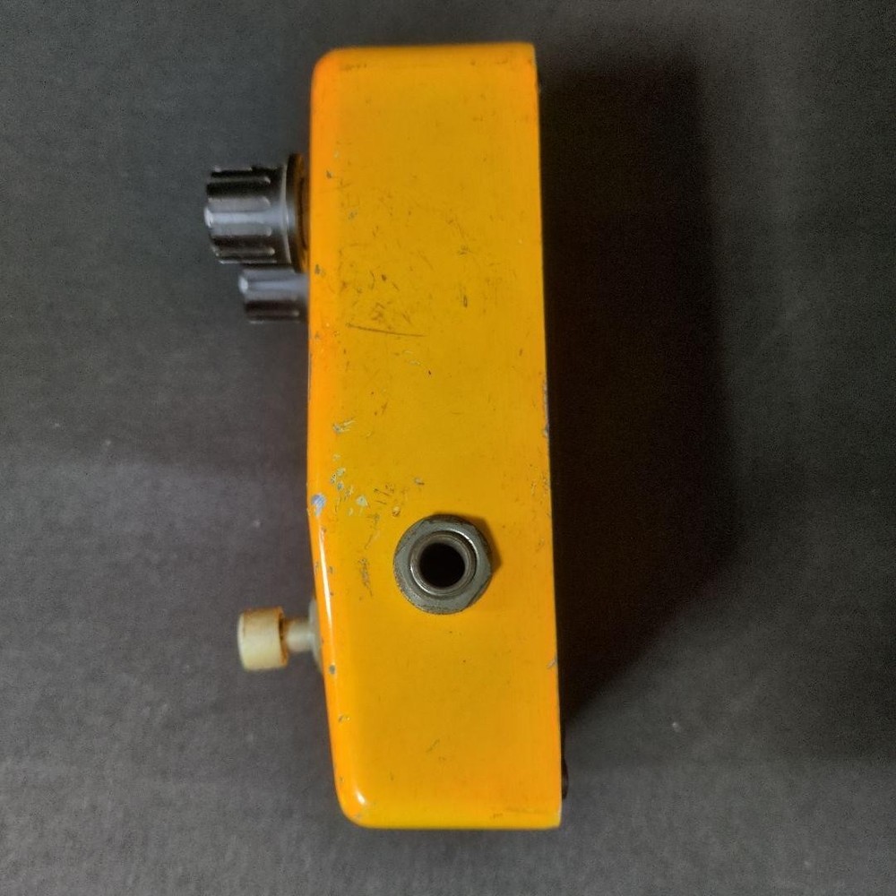 THE CHOKE COMPRESSOR