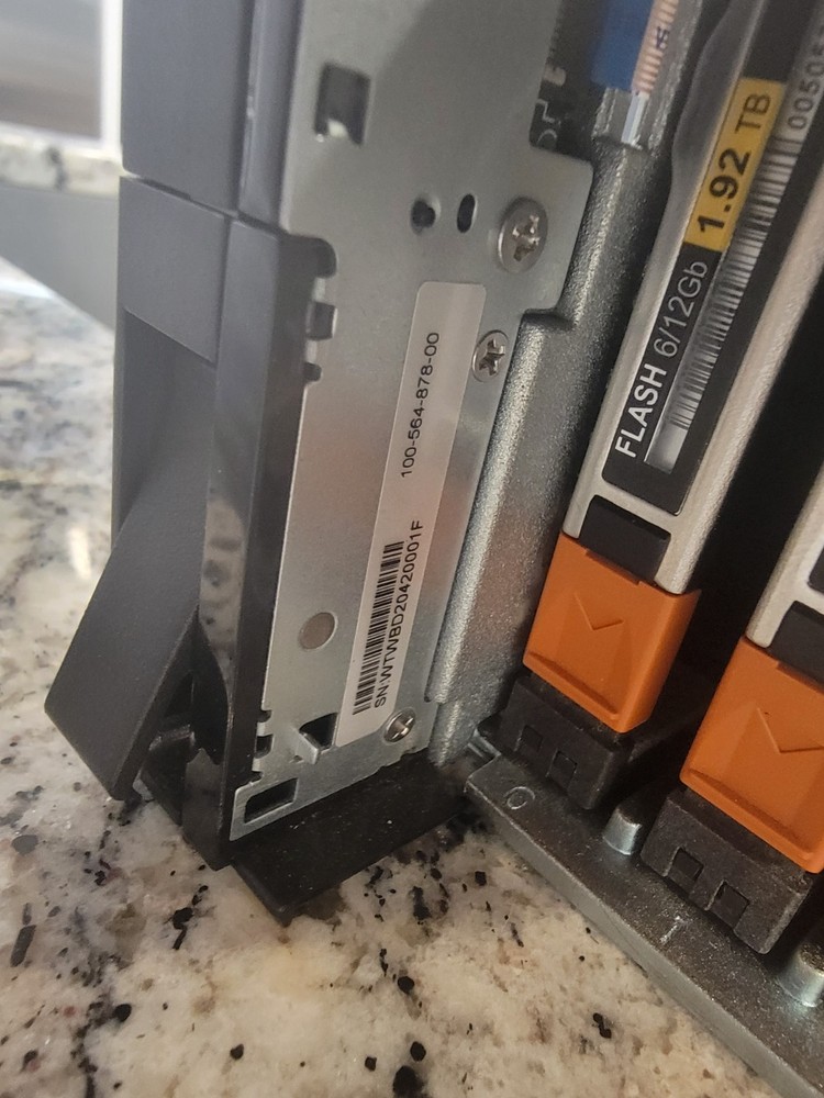 Dell EMC Unity XT 480F 25x 2.5" SFF Storage Array with I/O Modules