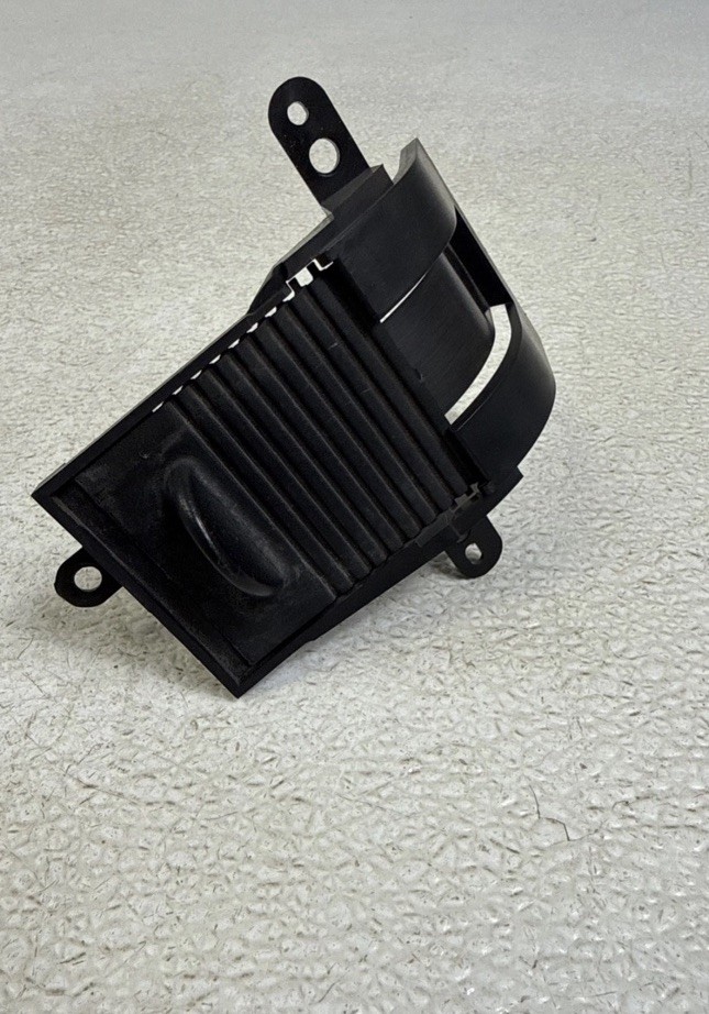 99-04 Ford F250 F350 Super Duty Dashboard Bezel Power Outlet 12V Point OEM F-250