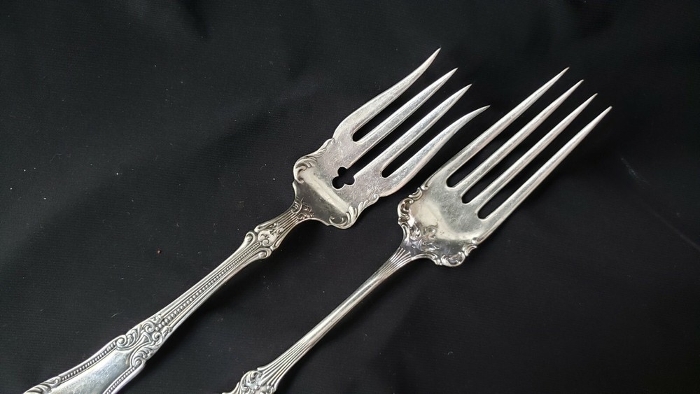 Vintage Rogers Large Serving Forks Victorian Silverplate Flatware (2)
