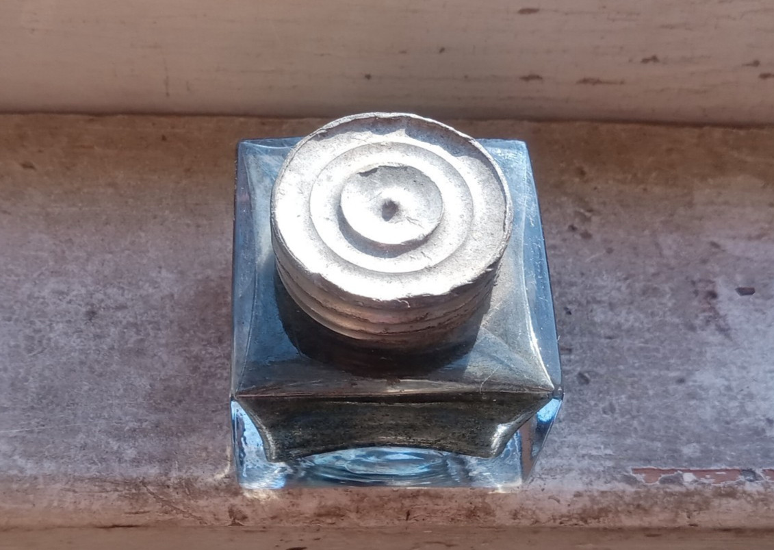 1860s NON SPILLING TRAVELER'S POCKET INKWELL GLASS WITH METAL COLLAR & CAP