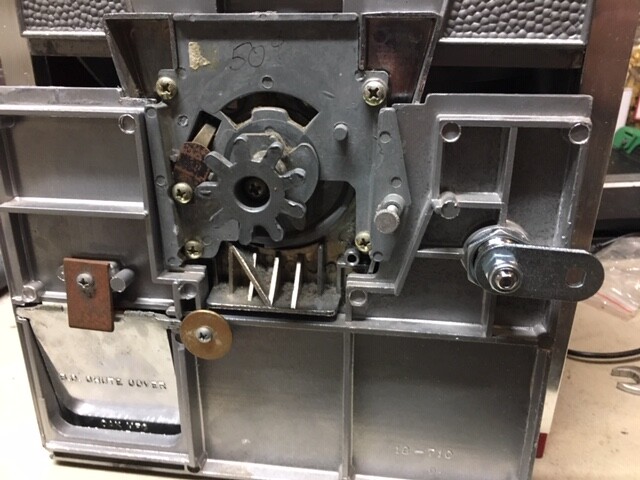 Lock & Key Replacement Set for Front Door Big Oak Capsule Vending 2" machine